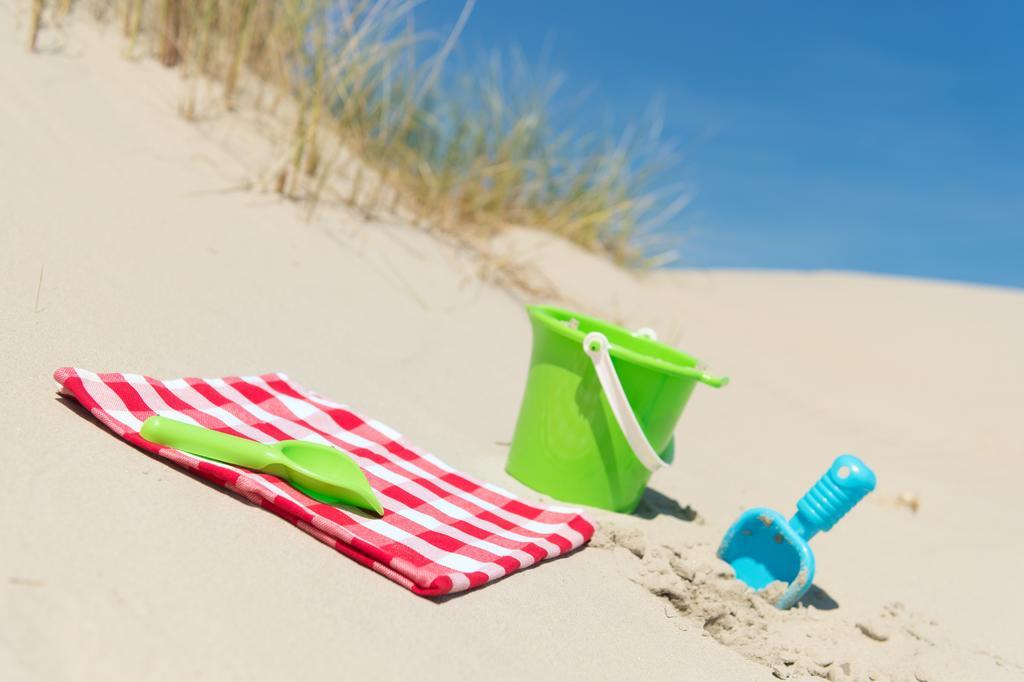 Helios, Met Zonnig Terras, Eigen Keuken, Verwarmd Binnen-Zwembad, Nabij Dorp, Duinen, Strand En Vuurtoren Hollum (Ameland) Quarto foto